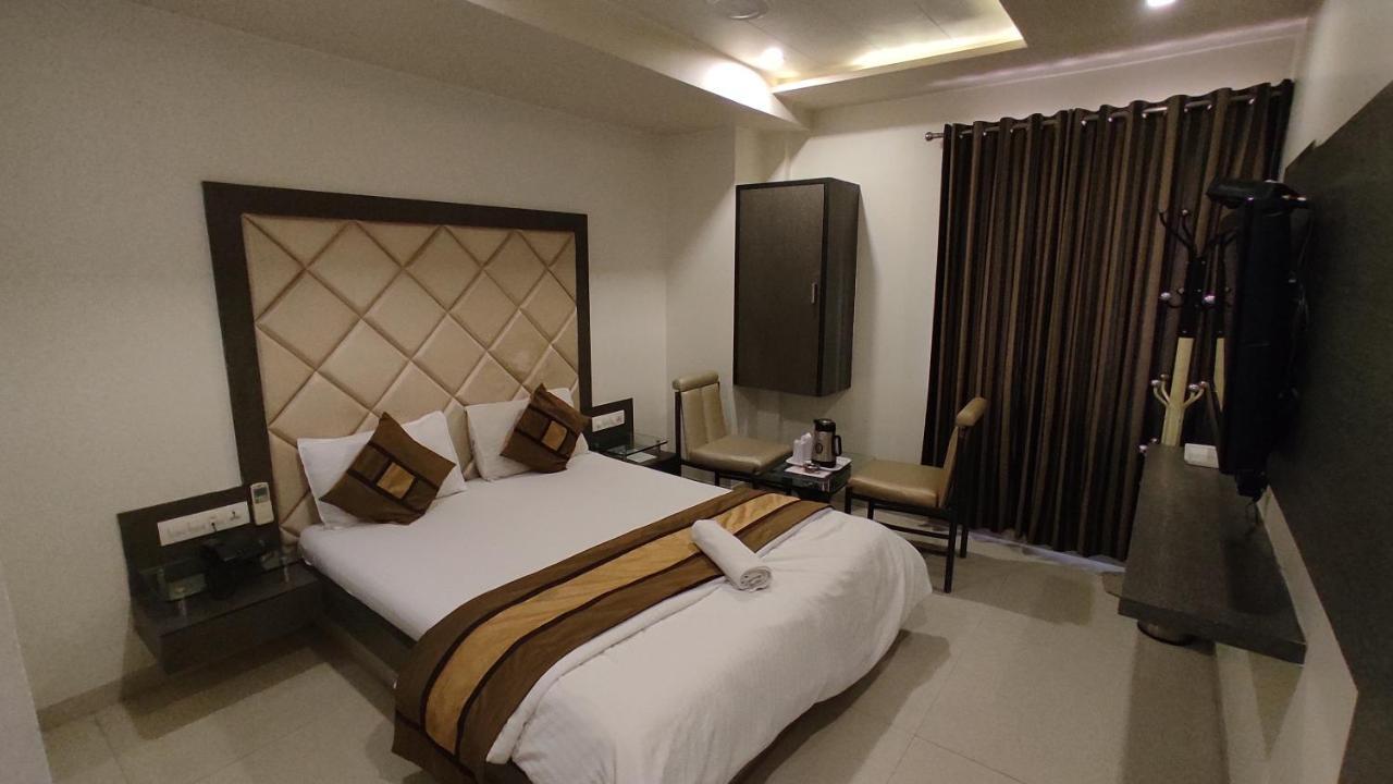 Hotel Flair Inn Ahmedabad Exterior foto
