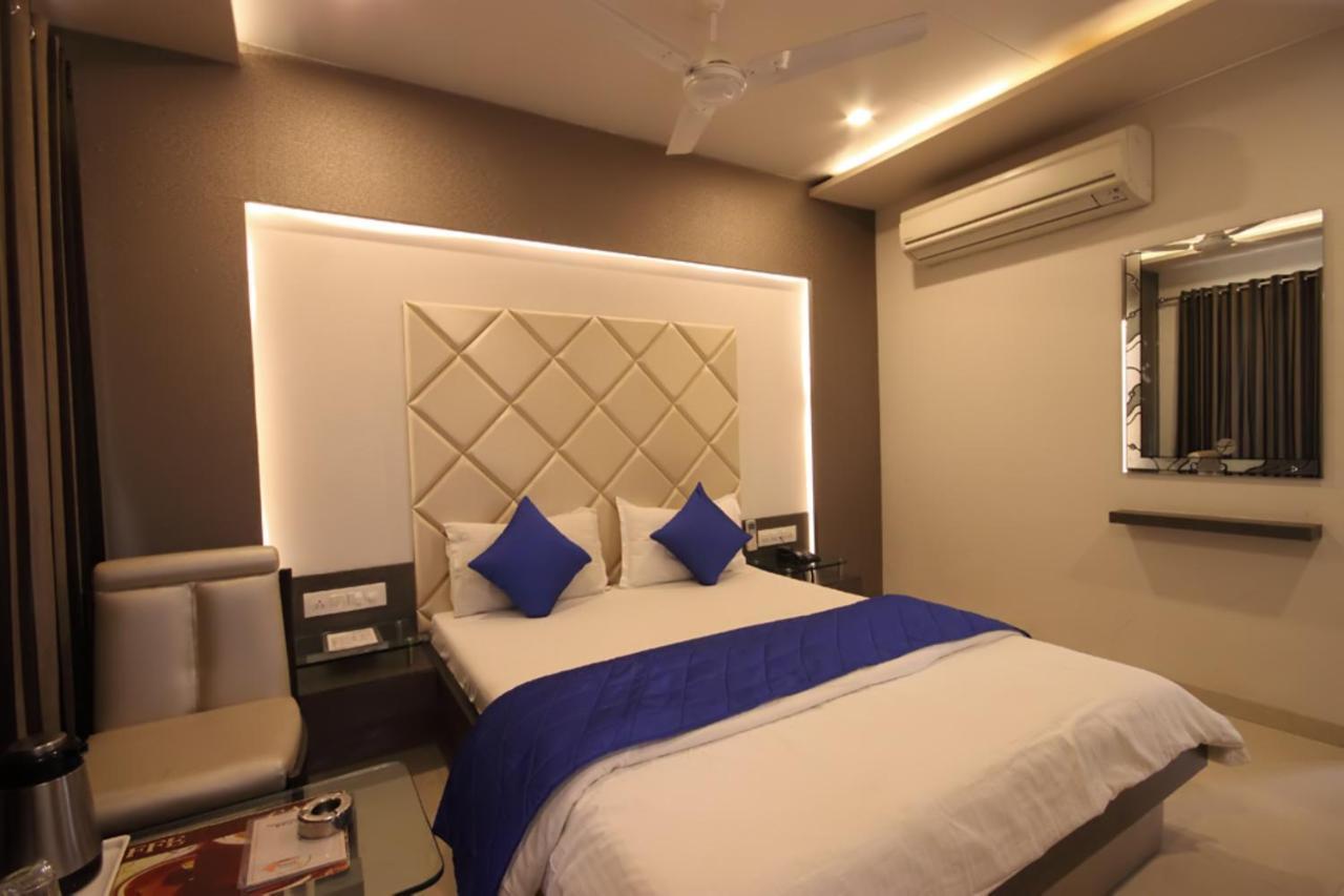Hotel Flair Inn Ahmedabad Exterior foto
